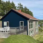 Tatil Evi Amazing Home In Farsund With Wifi Farsund