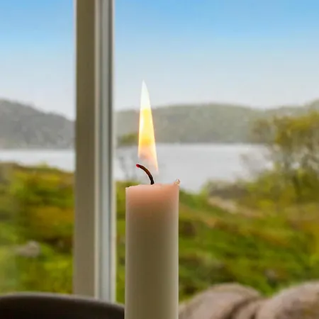 Holiday home 4 Bedroom Stunning In Farsund